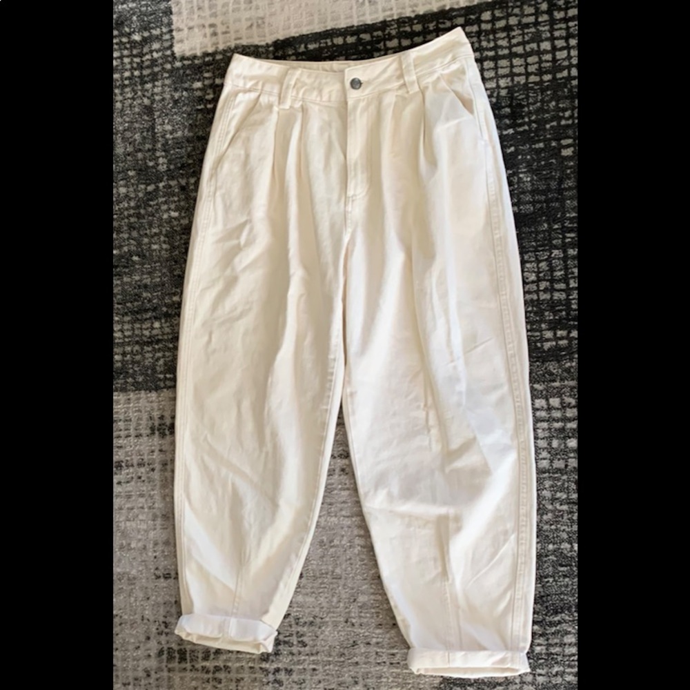 Beige/off white balloon denim pant